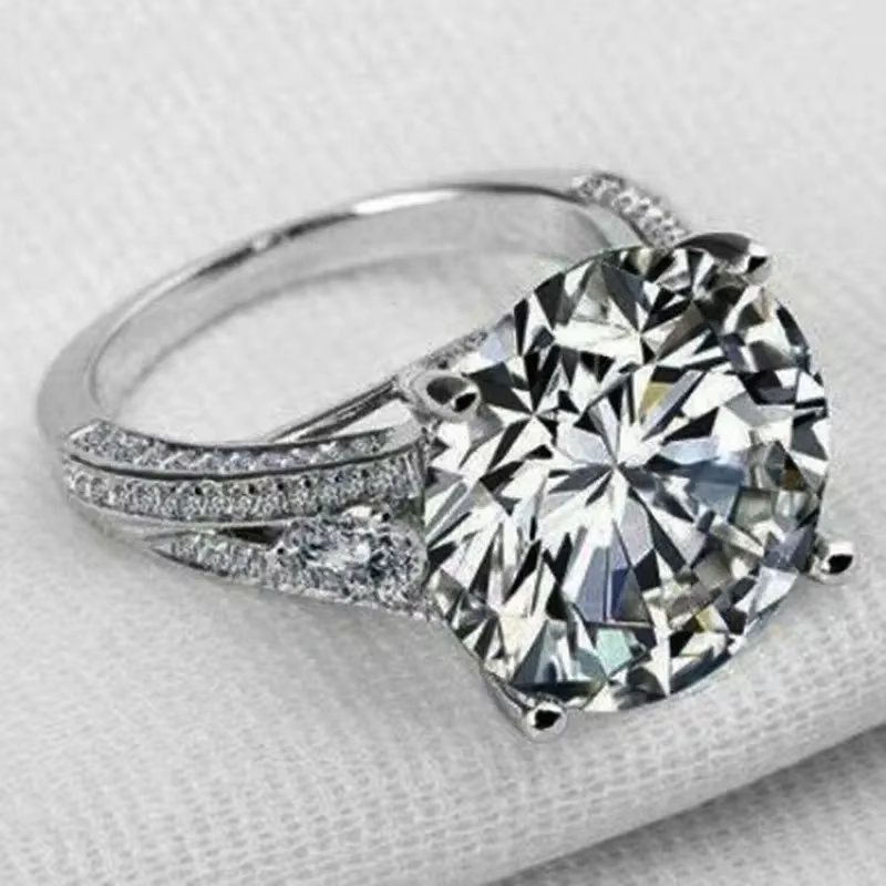 Big Radiant Zircon 4 Claw Setting Rings for Women Engagement Wedding Bands Modern Fashion Jewelry